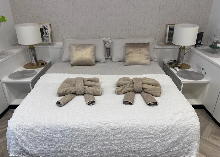 Dolce Chic